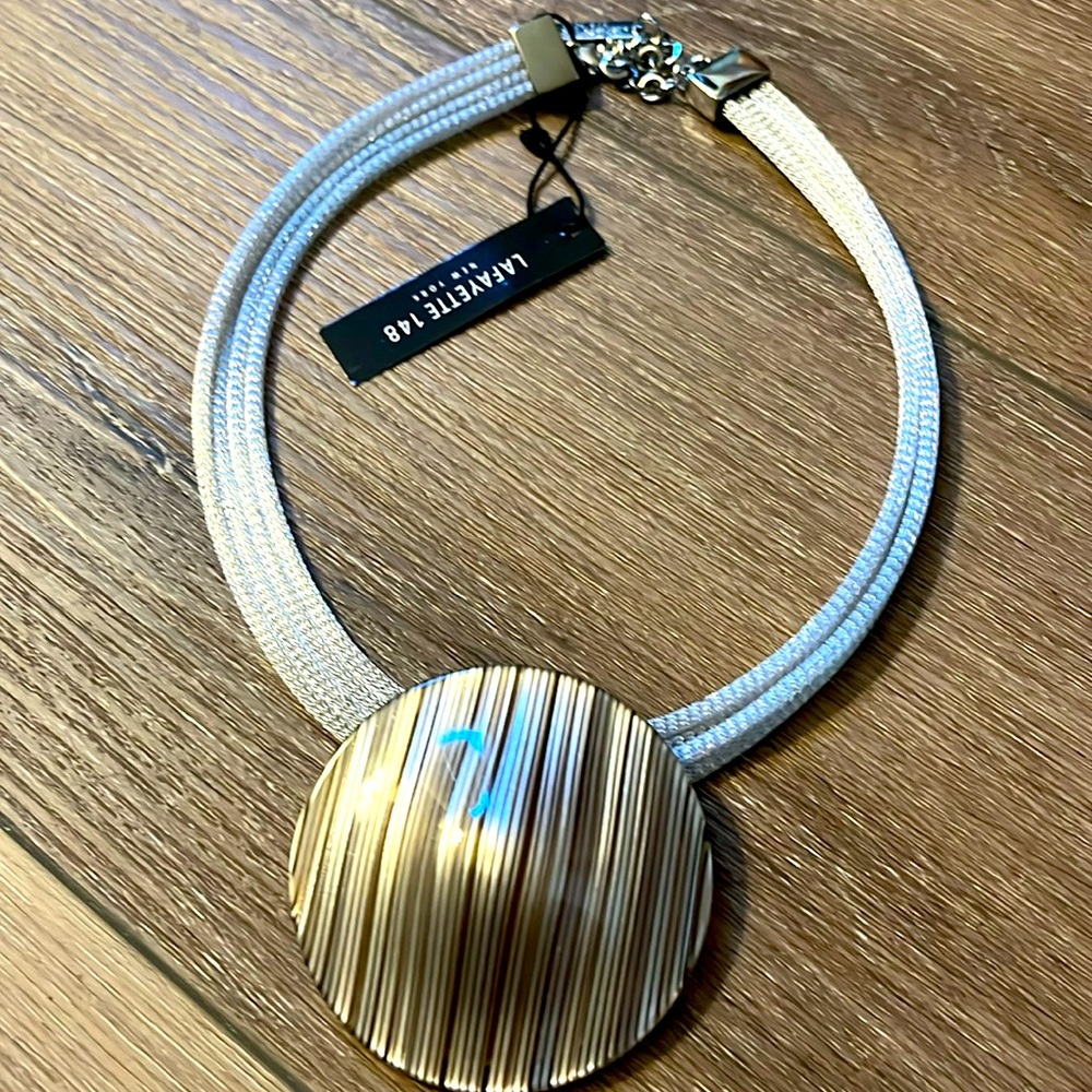 NWT! Lafayette 148 Silvertone statement pendant Necklace. Made in Italy 🇮🇹